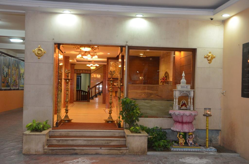 Hotel Raya'S Annexe-1 Kumbakonam Esterno foto