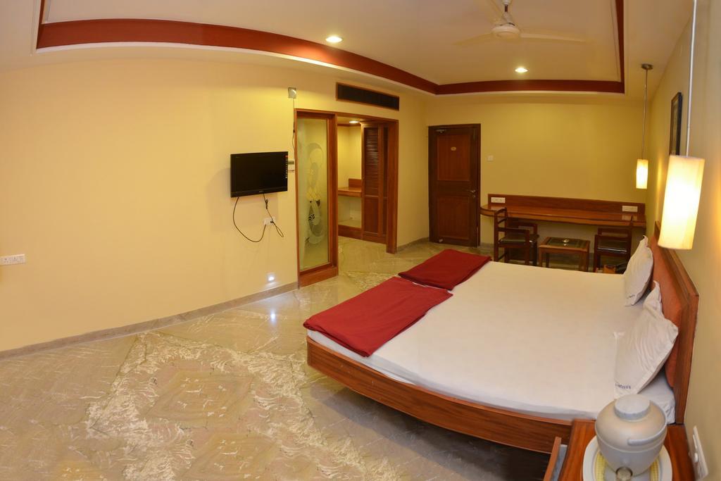 Hotel Raya'S Annexe-1 Kumbakonam Esterno foto